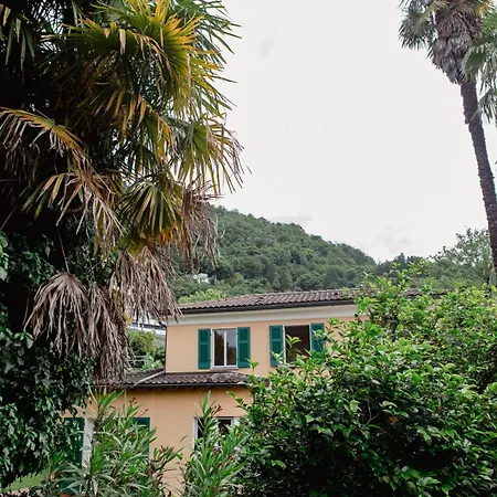 Uferhaus Luccio Hébergement de vacances Minusio