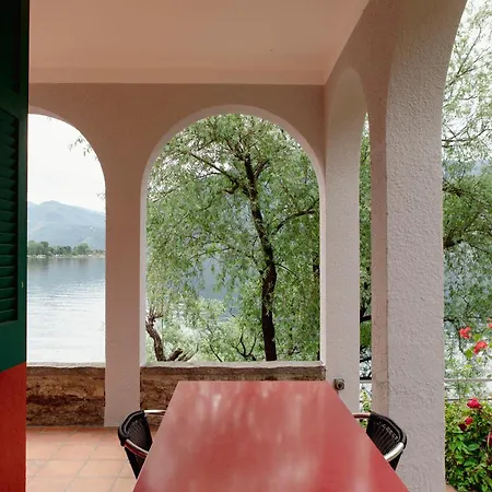 Uferhaus Luccio * Minusio