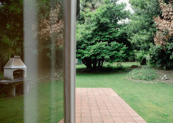 펜션 Uferhaus Luccio Minusio