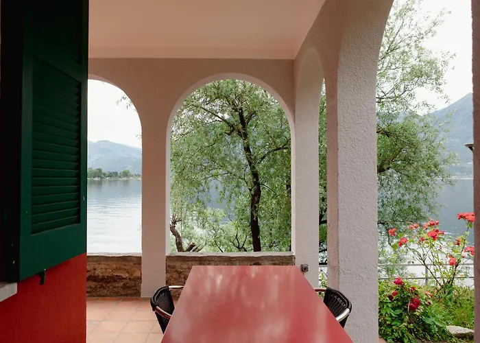 Uferhaus Luccio * Minusio