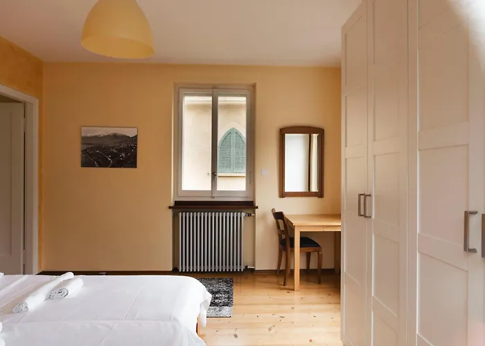 Uferhaus Luccio 펜션 Minusio