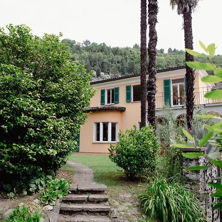 펜션 Uferhaus Luccio Minusio